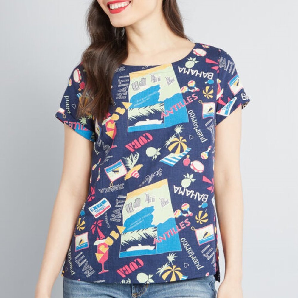 ModCloth Delightful Demeanor‎ Short Sleeve Blouse